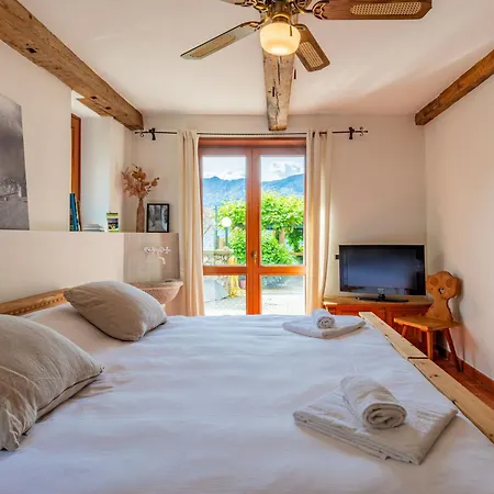 By Interhome Vercana